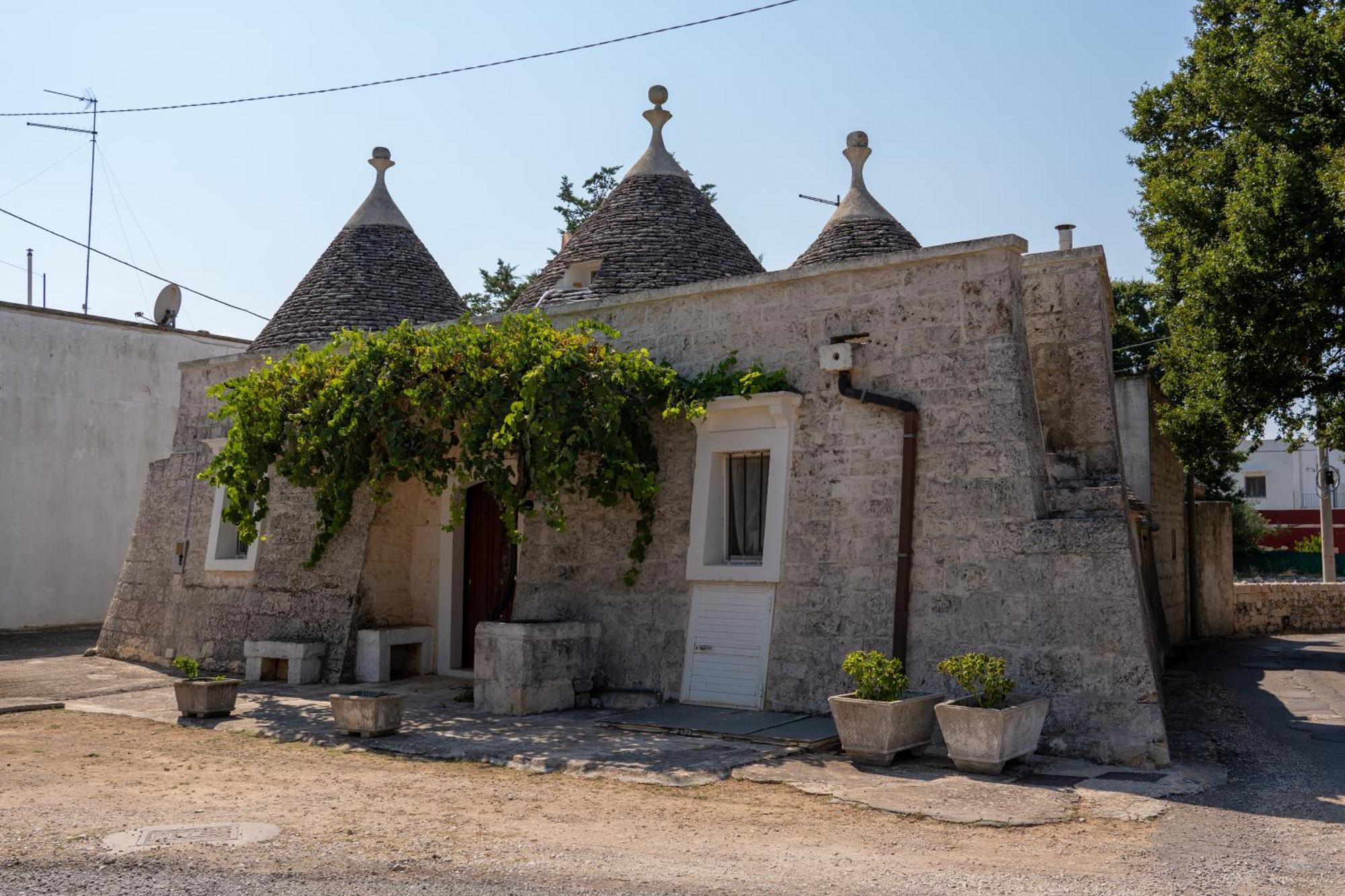 Trullo Vacanze Di Cumma Rosa Алберобело Екстериор снимка